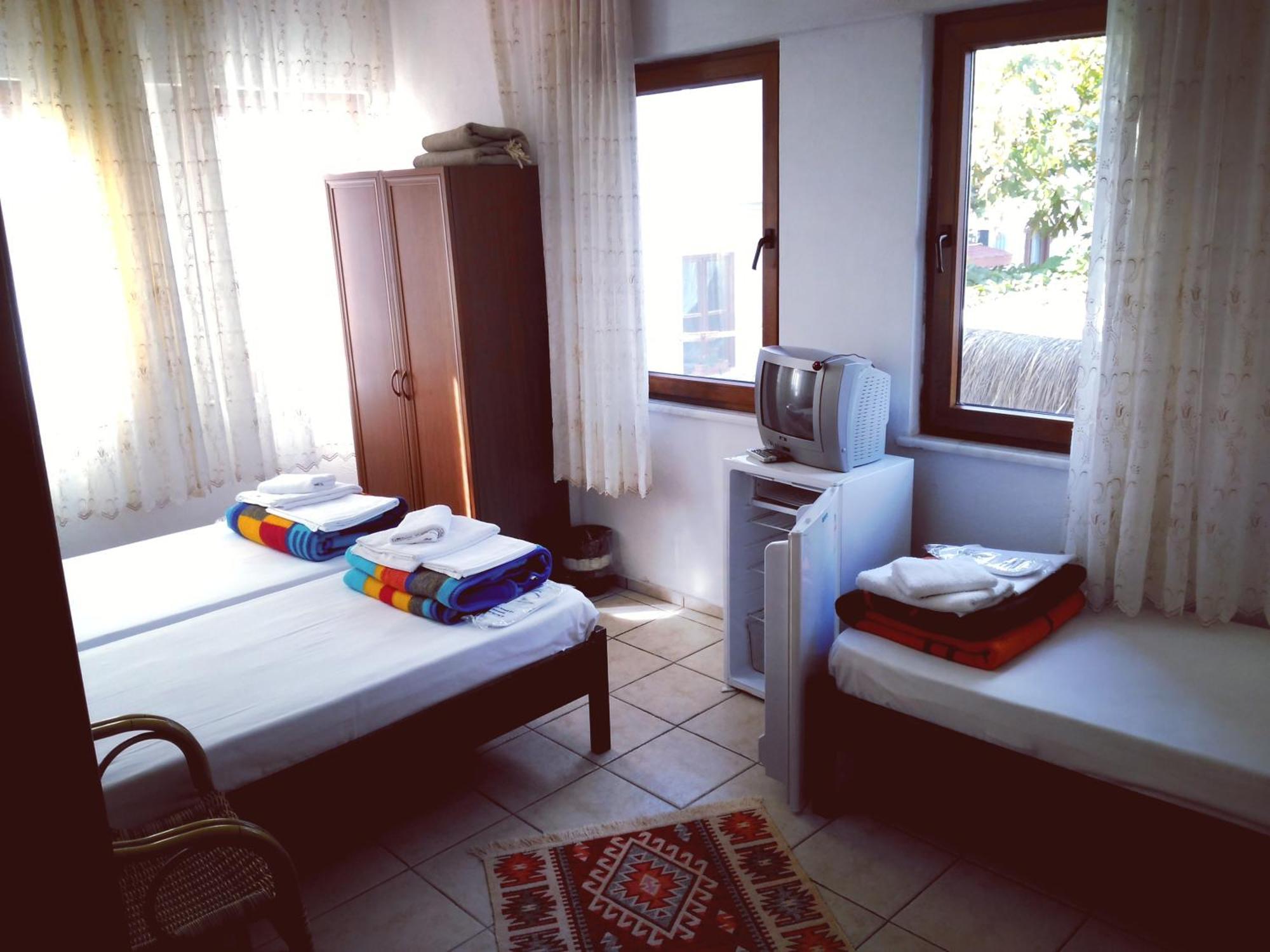 Adali Guest House Bozcaada Bilik gambar